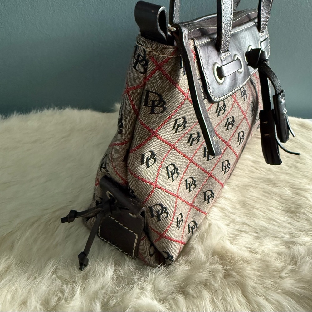 Dooney and Bourke Vintage Quilted Monogram Zip Top Tote - Picture 3 of 12